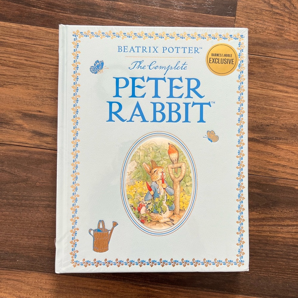 NWT The Complete Peter Rabbit by Beatrix Potter